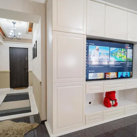 Apartment Luxury Flat Next To Mall
