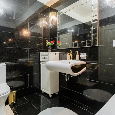 Luxury Flat Next To Mall Apartment Bucharest
