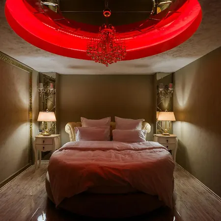 Luxury Flat Next To Mall 布加勒斯特
