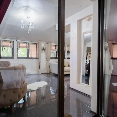 Luxury Flat Next To Mall * 布加勒斯特
